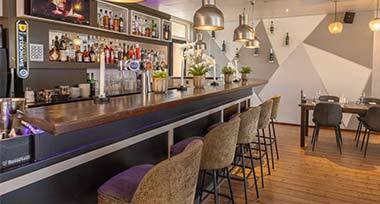 bar